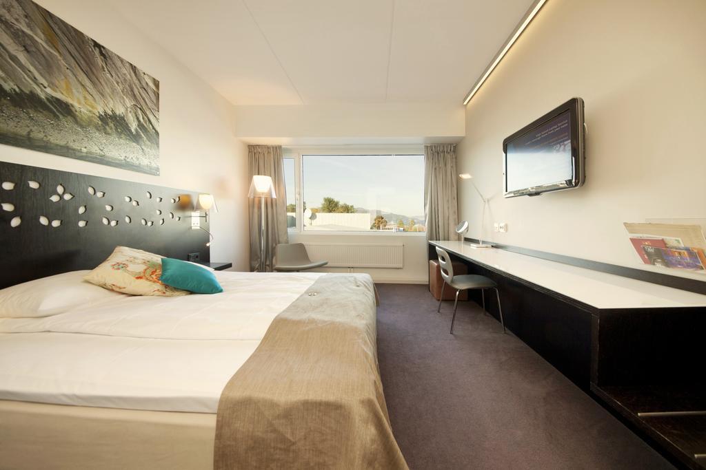 Quality Hotel Strand Gjøvik מראה חיצוני תמונה