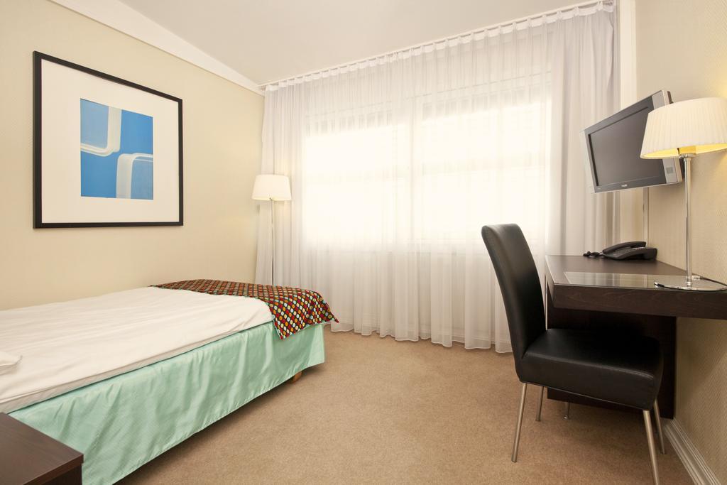 Quality Hotel Strand Gjøvik מראה חיצוני תמונה