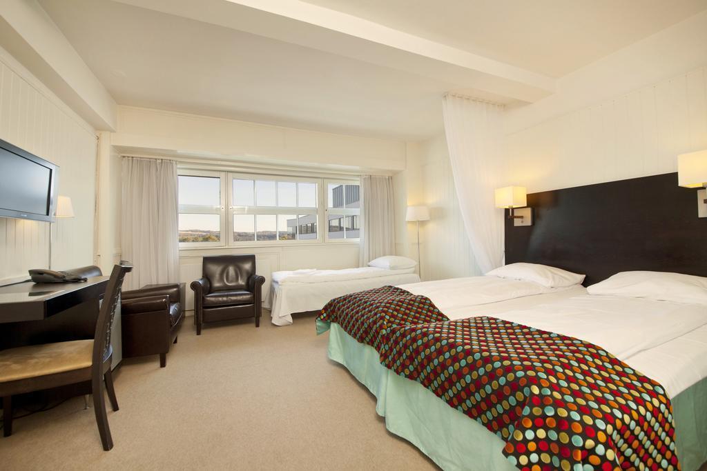 Quality Hotel Strand Gjøvik מראה חיצוני תמונה