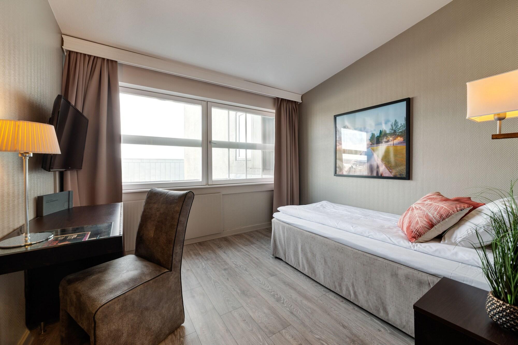 Quality Hotel Strand Gjøvik מראה חיצוני תמונה